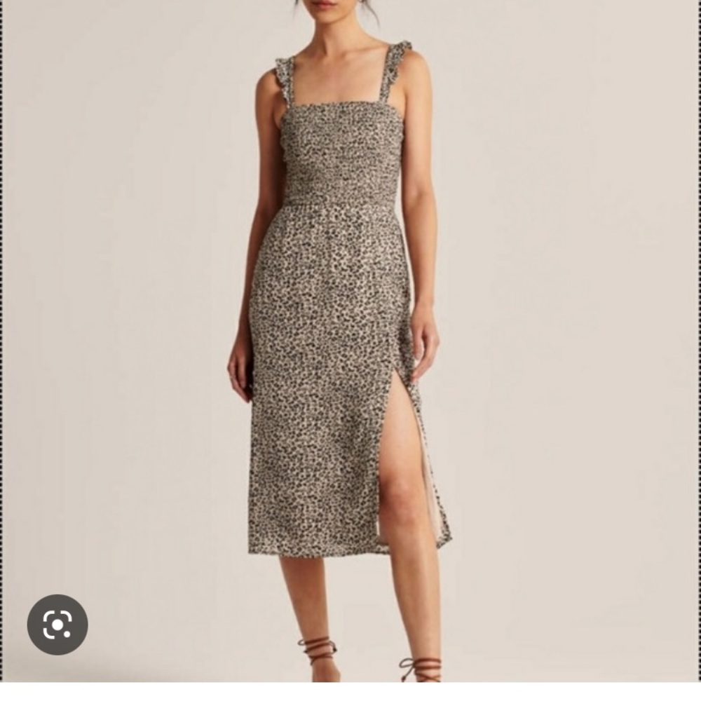 Abercrombie Leopard print dress, size medium!